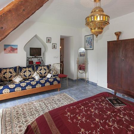 Chambres D'Hotes - Les Palmiers Corseul Bagian luar foto