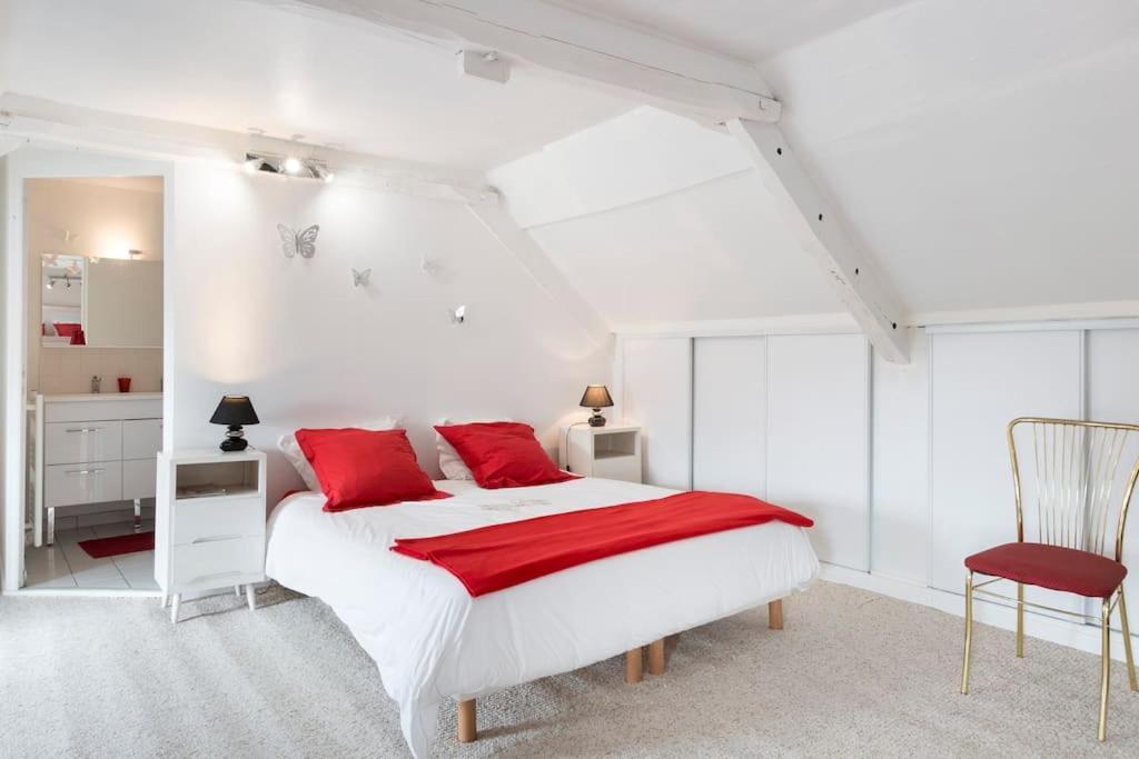 Chambres D'Hotes - Les Palmiers Corseul Bagian luar foto